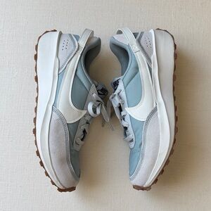 Nike Size 9 Athletic Shoes (I just needed a bigger size!)